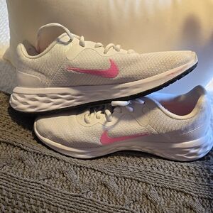 Nike Women's White and Pink Running Shoes